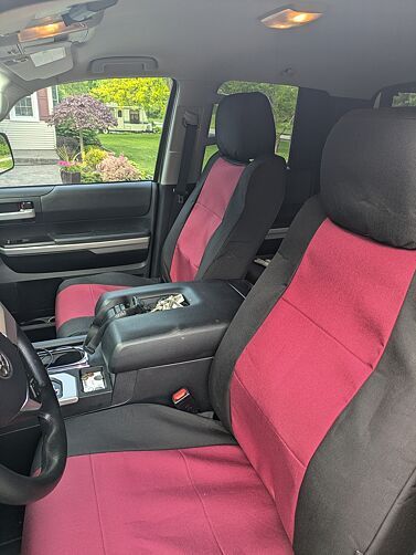 Waterproof CORDURA seat covers protect from spills and tears